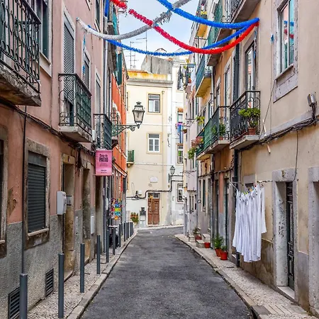 Escadinhas Da Santa Lissabon